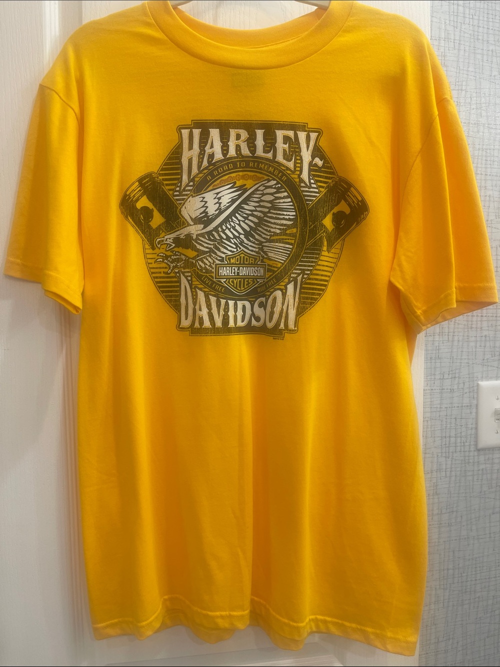 Harley-Davidson Yellow Eagle Logo Tee